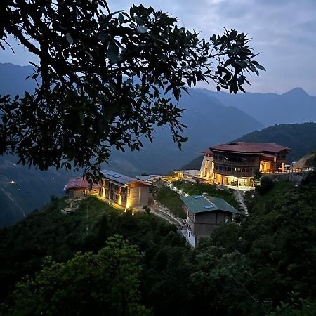 Willing Resort, Trongsa Kagha Exterior photo