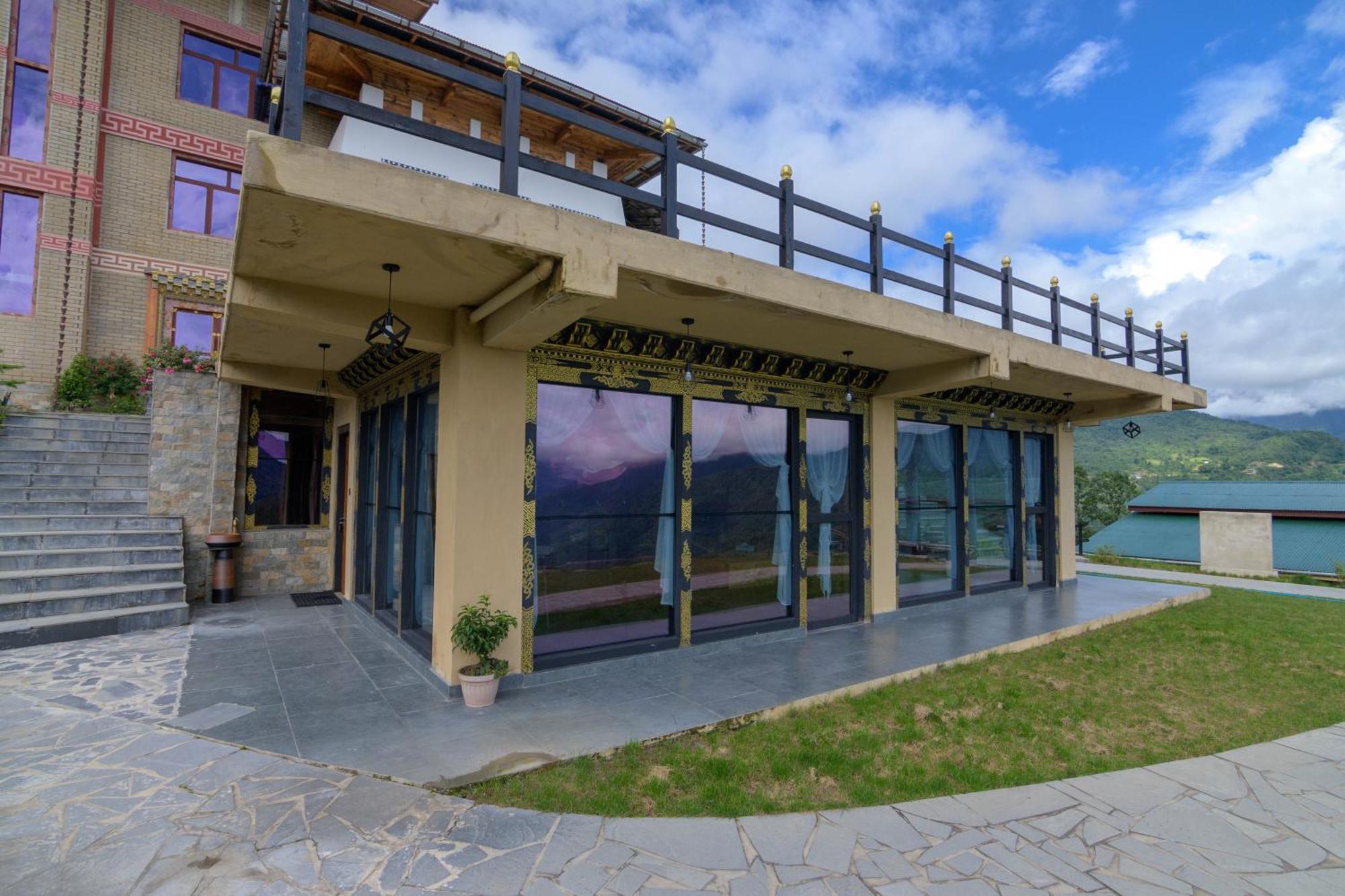 Willing Resort, Trongsa Kagha Exterior photo